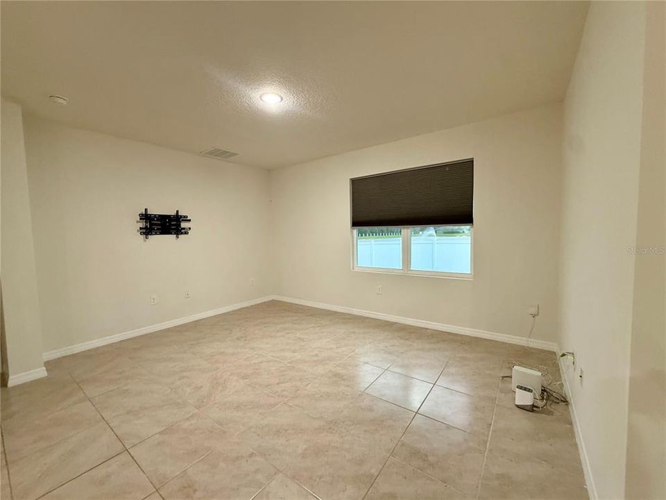 En Renta: $2,795 (4 camas, 2 baños, 1846 Pies cuadrados)