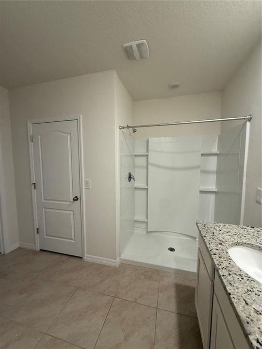 En Renta: $2,795 (4 camas, 2 baños, 1846 Pies cuadrados)
