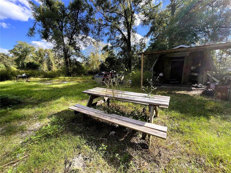 For Sale: $159,900 (3 beds, 2 baths, 1252 Square Feet)
