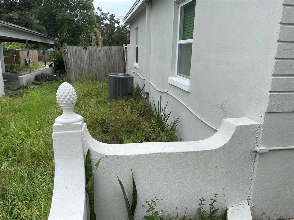 Activo con contrato: $265,000 (4 camas, 2 baños, 1400 Pies cuadrados)