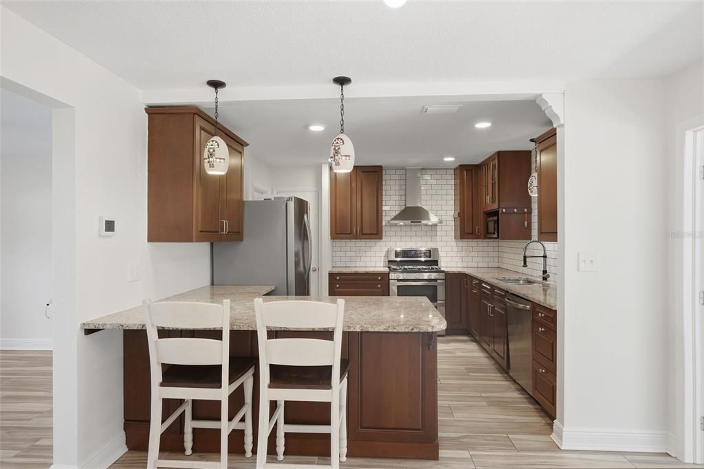 For Sale: $695,000 (3 beds, 2 baths, 1689 Square Feet)