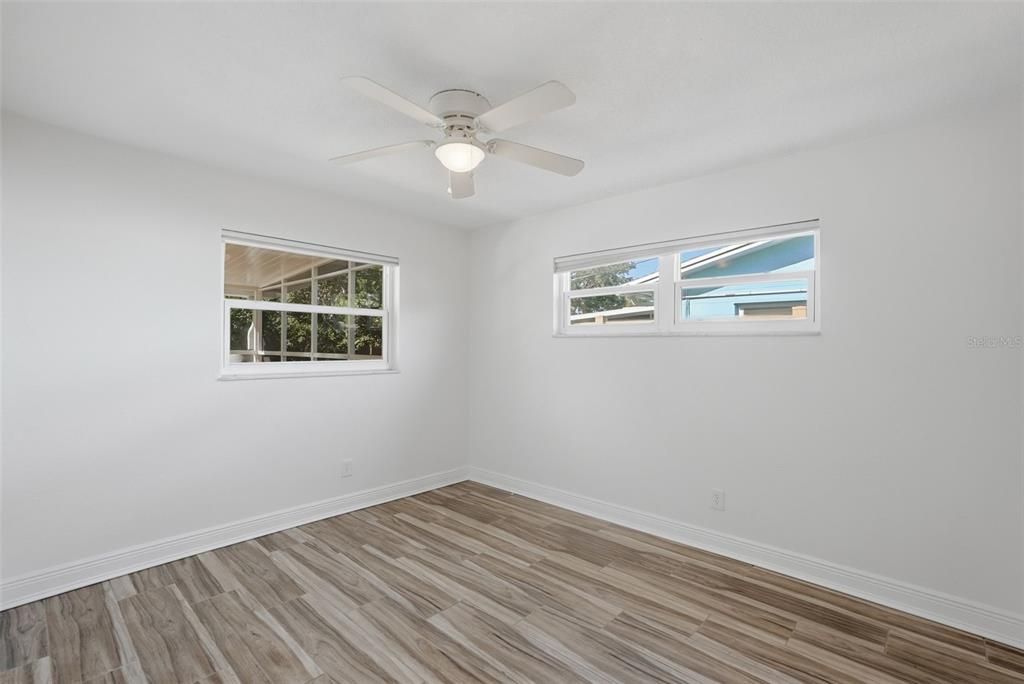 For Sale: $695,000 (3 beds, 2 baths, 1689 Square Feet)