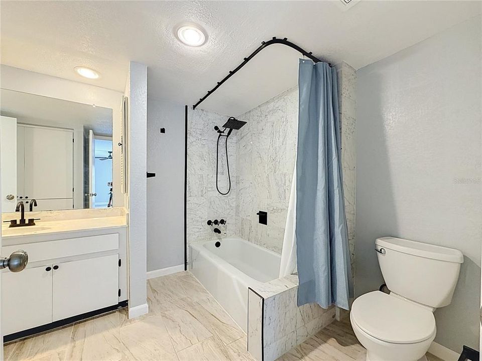 For Sale: $333,000 (3 beds, 2 baths, 1820 Square Feet)