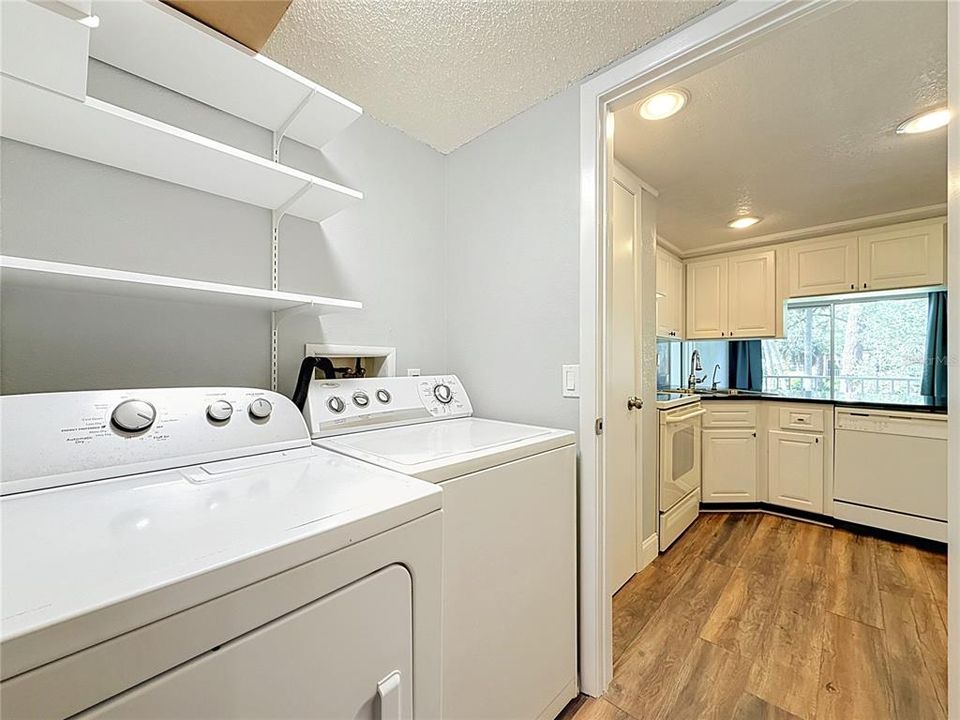 For Sale: $333,000 (3 beds, 2 baths, 1820 Square Feet)