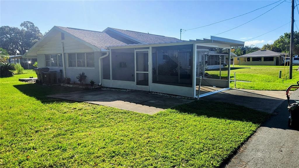 En Venta: $242,000 (3 camas, 2 baños, 1300 Pies cuadrados)