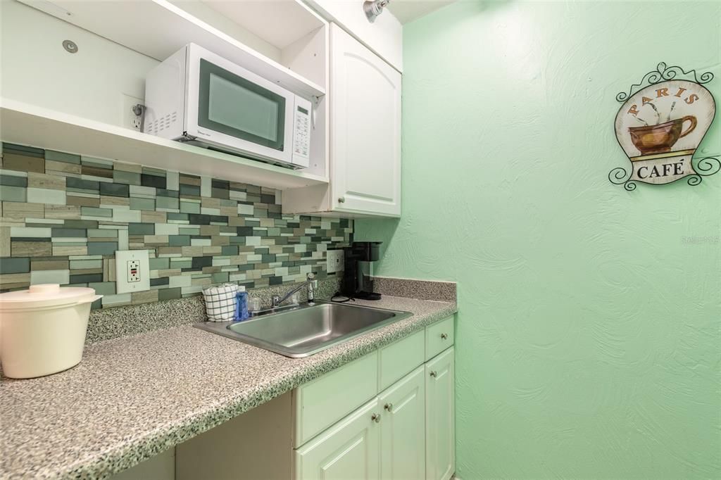 En Venta: $220,000 (1 camas, 2 baños, 691 Pies cuadrados)