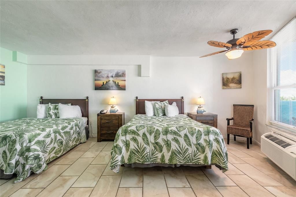 En Venta: $220,000 (1 camas, 2 baños, 691 Pies cuadrados)