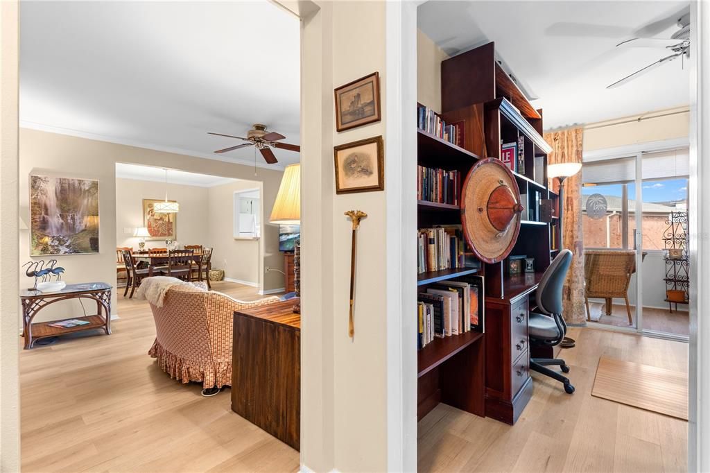En Venta: $173,900 (3 camas, 2 baños, 1385 Pies cuadrados)