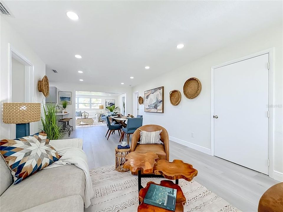 For Sale: $415,000 (4 beds, 2 baths, 1566 Square Feet)