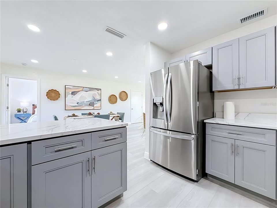 For Sale: $415,000 (4 beds, 2 baths, 1566 Square Feet)