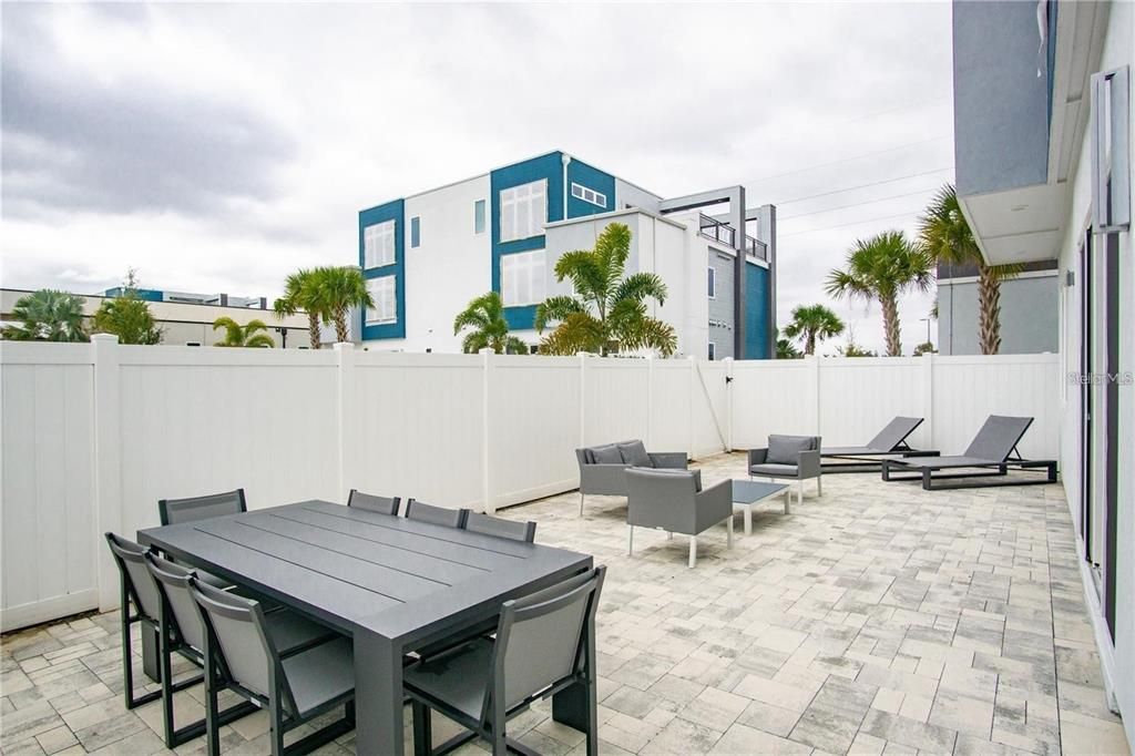 En Venta: $300,000 (3 camas, 2 baños, 1491 Pies cuadrados)