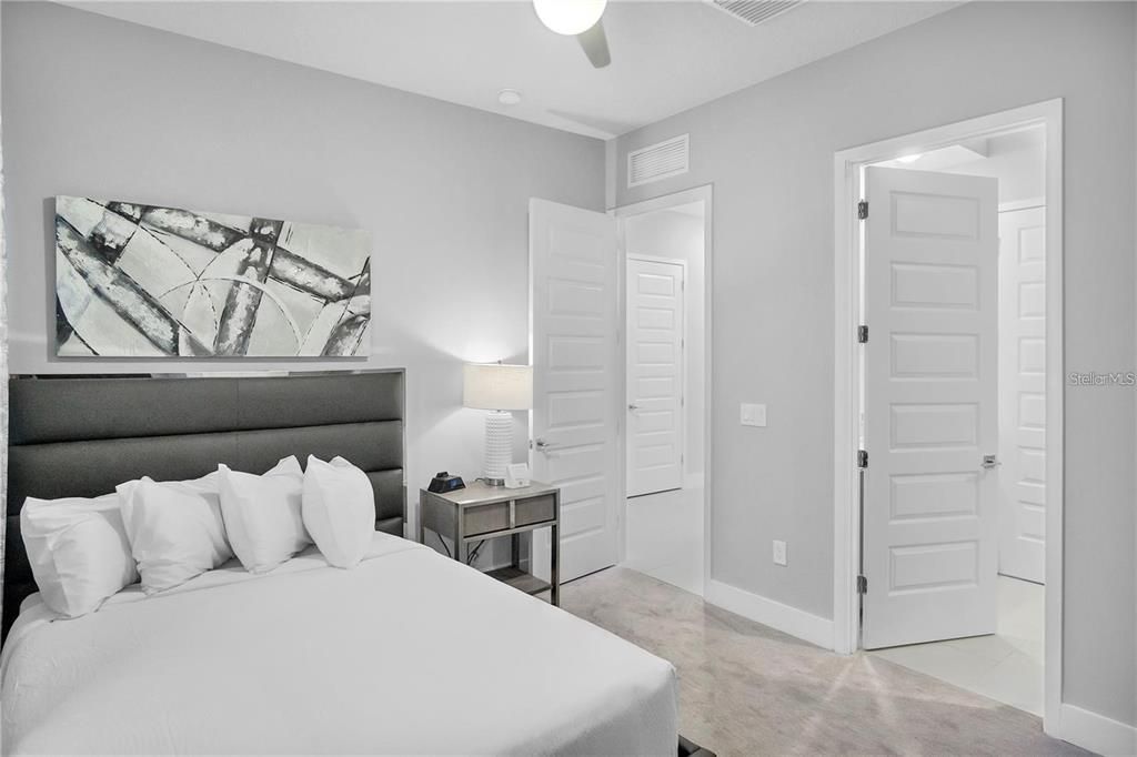 En Venta: $300,000 (3 camas, 2 baños, 1491 Pies cuadrados)