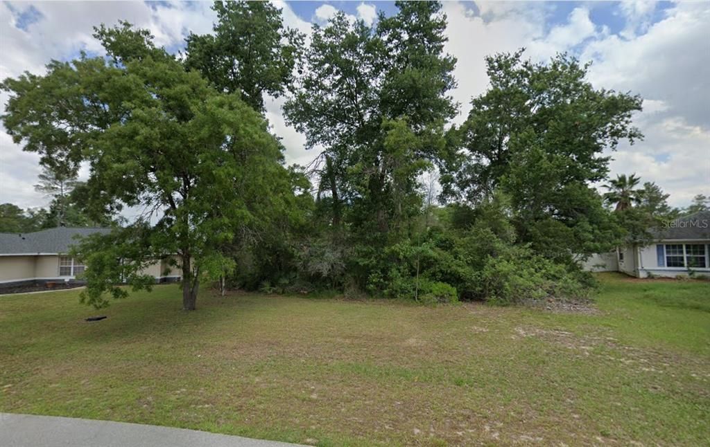 En Venta: $44,000 (0.30 acres)