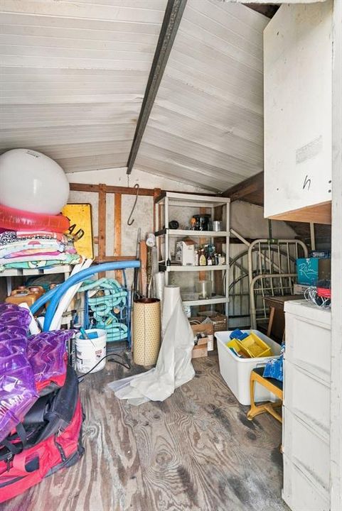 На продажу: $250,000 (2 спален, 1 ванн, 699 Квадратных фут)