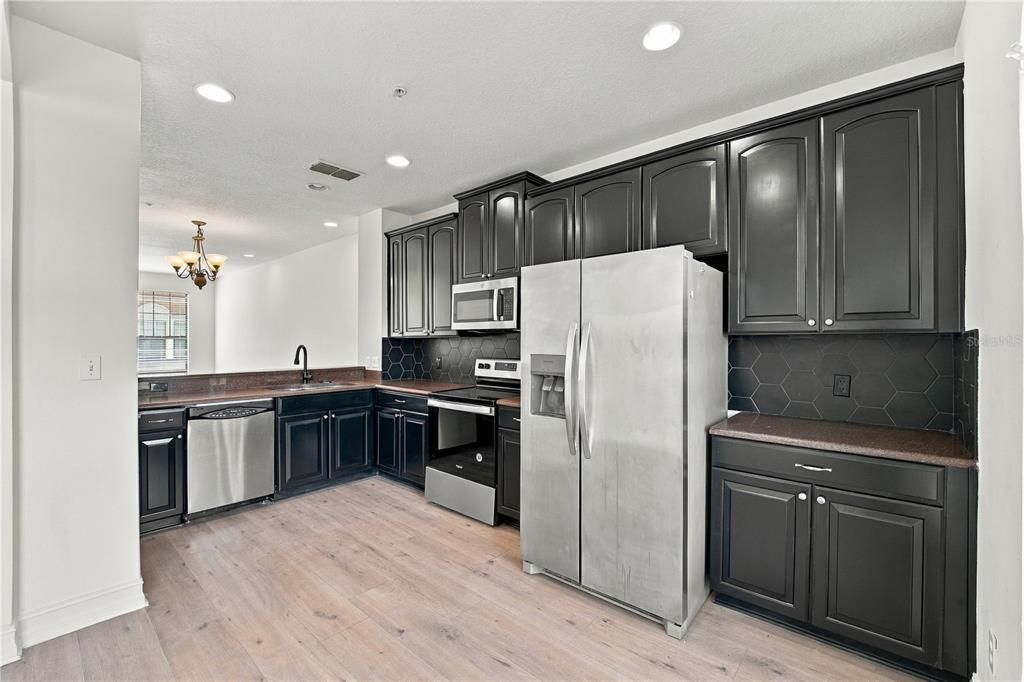 For Sale: $499,000 (4 beds, 4 baths, 2381 Square Feet)