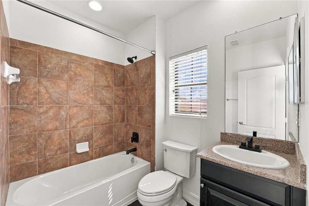 For Sale: $499,000 (4 beds, 4 baths, 2381 Square Feet)