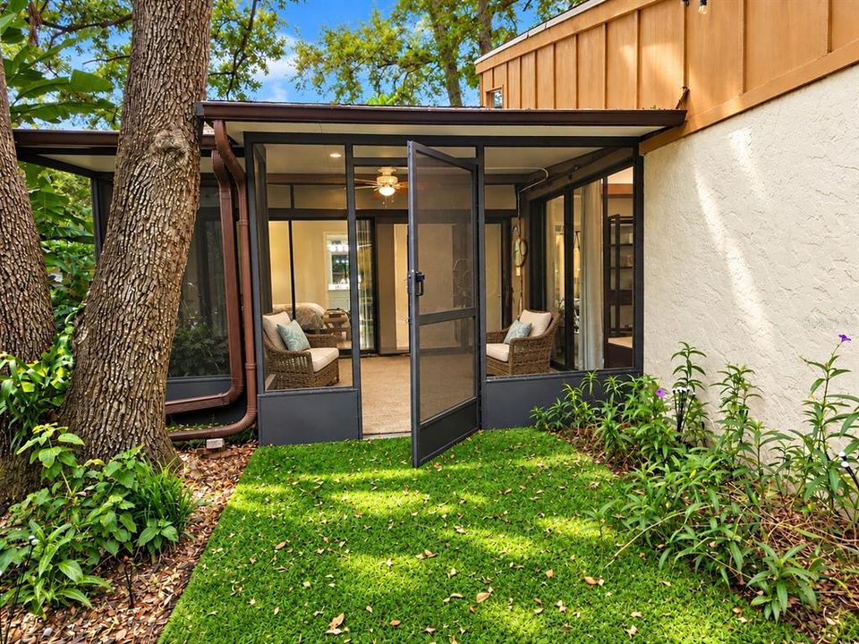 For Sale: $424,900 (3 beds, 2 baths, 1433 Square Feet)