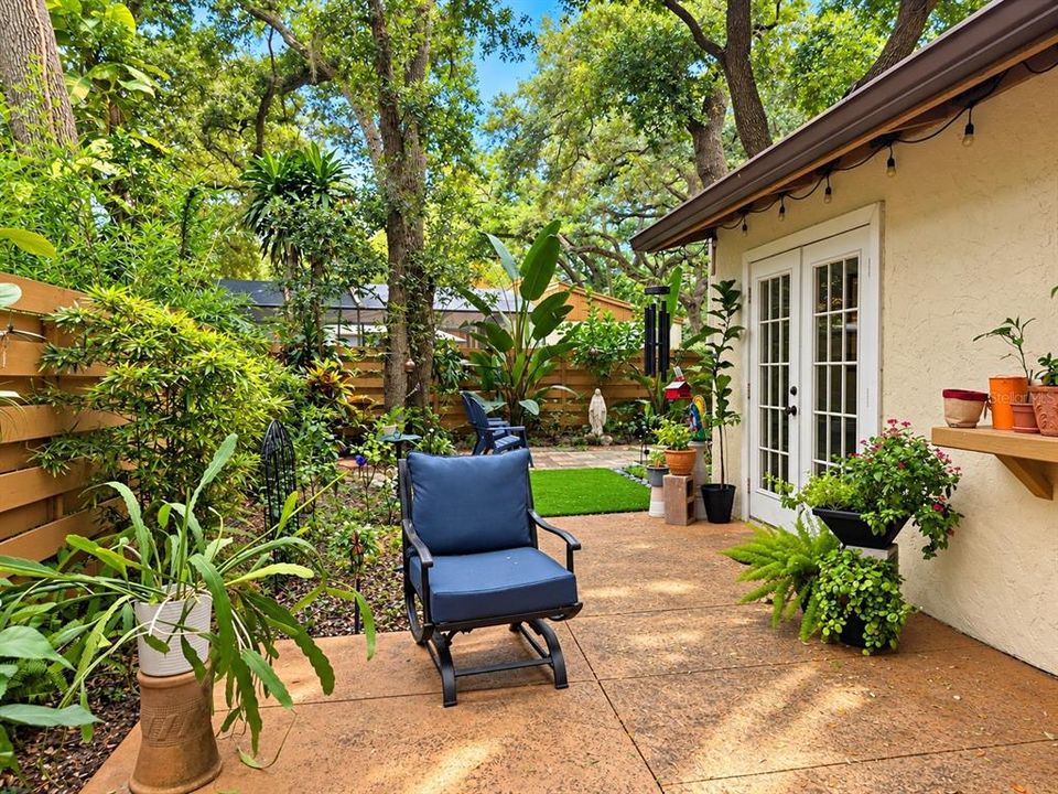 For Sale: $424,900 (3 beds, 2 baths, 1433 Square Feet)