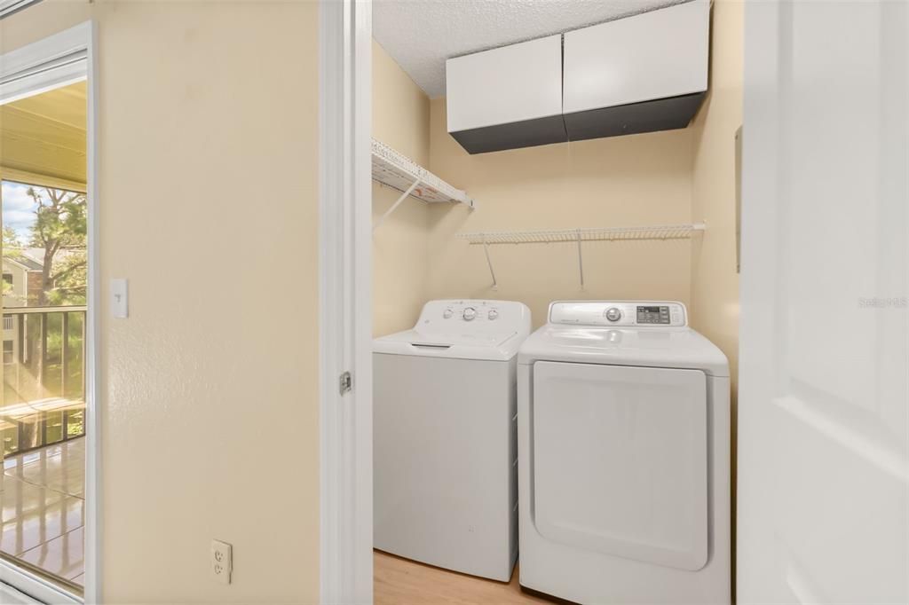 For Rent: $1,390 (1 beds, 1 baths, 605 Square Feet)