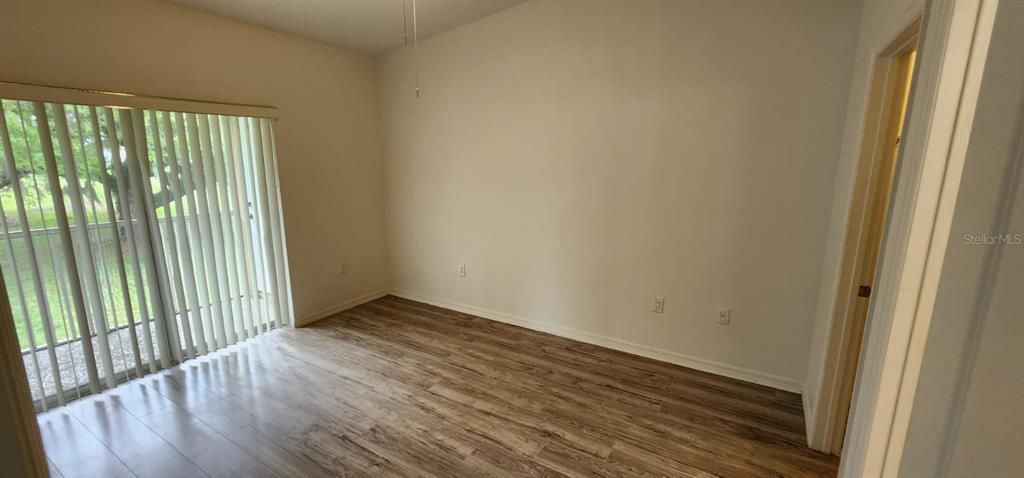 For Rent: $1,750 (3 beds, 2 baths, 1136 Square Feet)