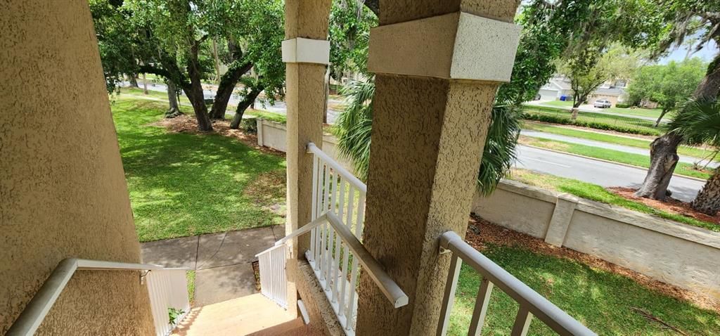 For Rent: $1,750 (3 beds, 2 baths, 1136 Square Feet)