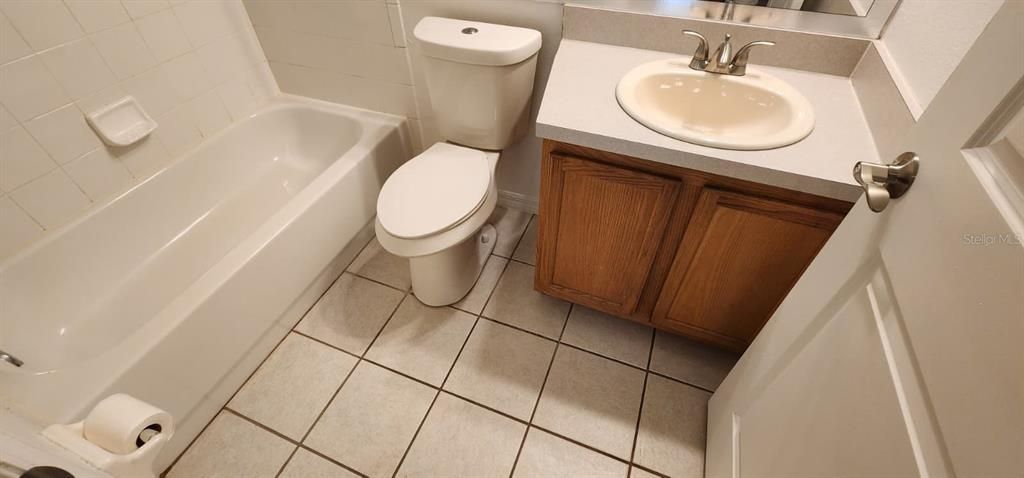 For Rent: $1,750 (3 beds, 2 baths, 1136 Square Feet)