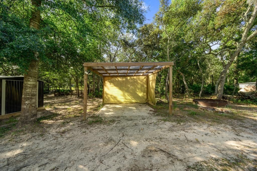 For Sale: $289,900 (3 beds, 2 baths, 1953 Square Feet)