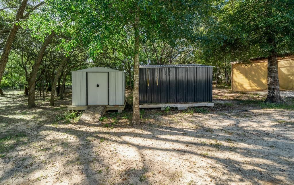 For Sale: $289,900 (3 beds, 2 baths, 1953 Square Feet)