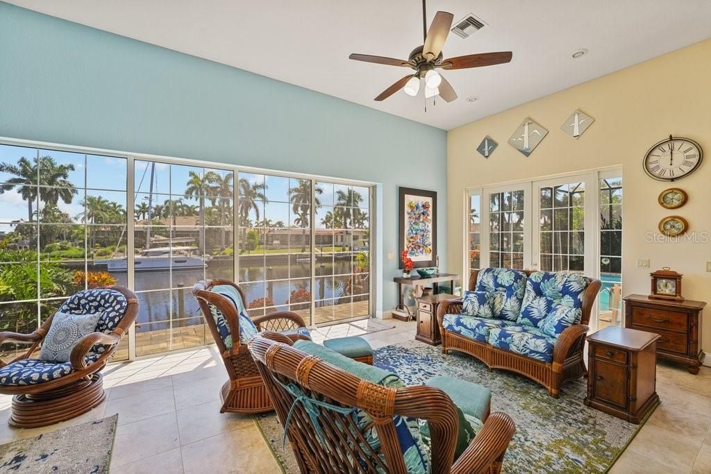 En Venta: $979,900 (3 camas, 2 baños, 2763 Pies cuadrados)