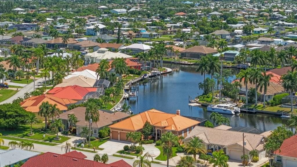 En Venta: $979,900 (3 camas, 2 baños, 2763 Pies cuadrados)