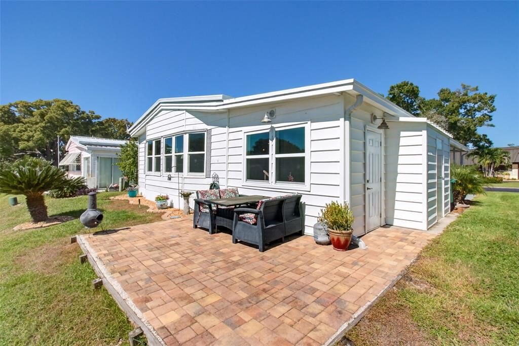 For Sale: $225,000 (2 beds, 2 baths, 1603 Square Feet)