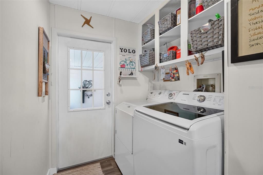 For Sale: $225,000 (2 beds, 2 baths, 1603 Square Feet)