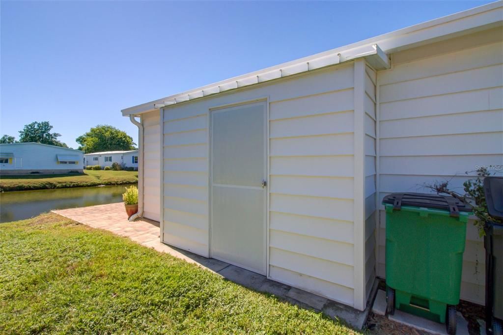 For Sale: $225,000 (2 beds, 2 baths, 1603 Square Feet)