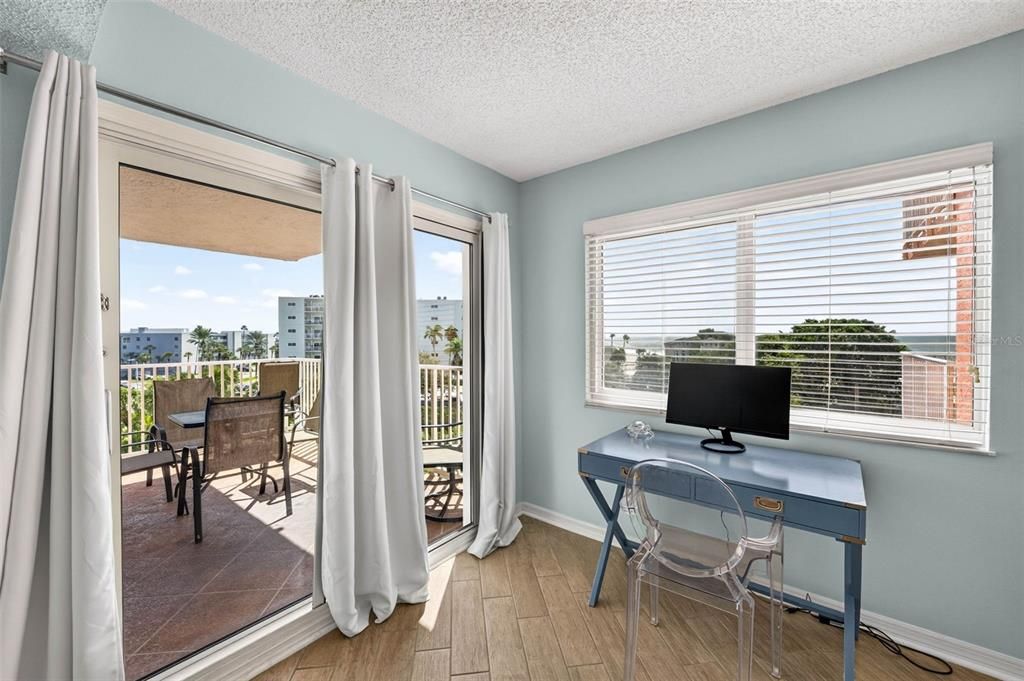 For Sale: $700,000 (2 beds, 2 baths, 1400 Square Feet)