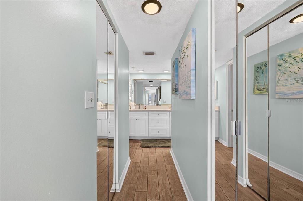 For Sale: $700,000 (2 beds, 2 baths, 1400 Square Feet)