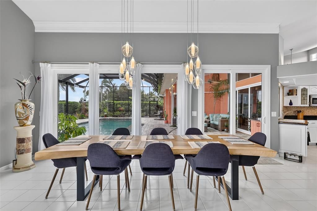 En Venta: $979,500 (3 camas, 2 baños, 3210 Pies cuadrados)
