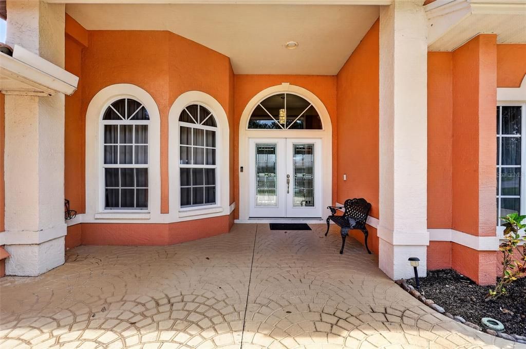En Venta: $979,500 (3 camas, 2 baños, 3210 Pies cuadrados)