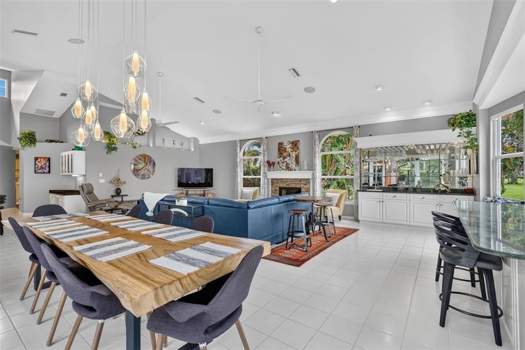 En Venta: $979,500 (3 camas, 2 baños, 3210 Pies cuadrados)