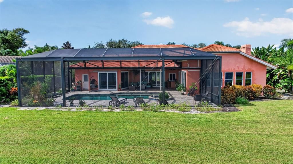 En Venta: $979,500 (3 camas, 2 baños, 3210 Pies cuadrados)