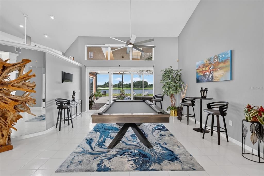 En Venta: $979,500 (3 camas, 2 baños, 3210 Pies cuadrados)