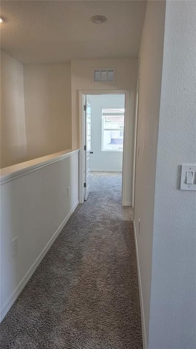En Renta: $1,950 (3 camas, 2 baños, 1758 Pies cuadrados)
