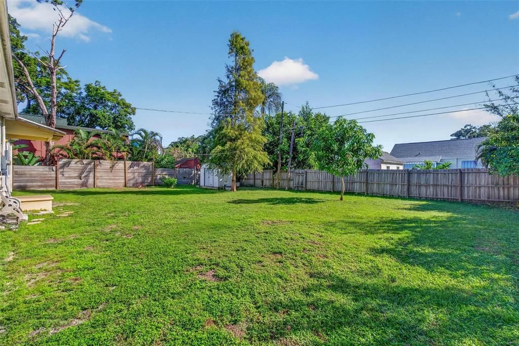 For Sale: $359,000 (3 beds, 1 baths, 1164 Square Feet)