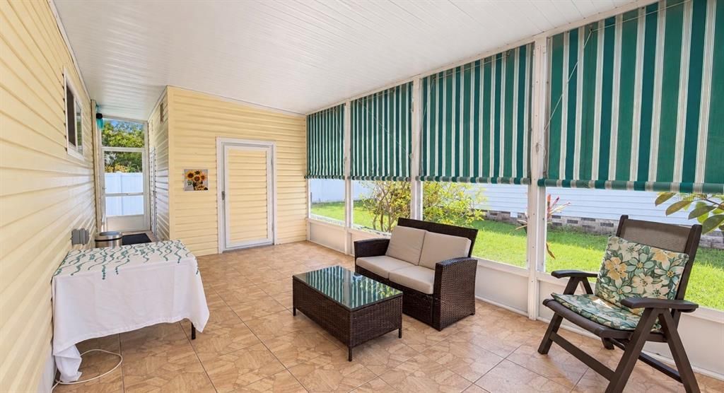 For Rent: $1,600 (2 beds, 2 baths, 1032 Square Feet)
