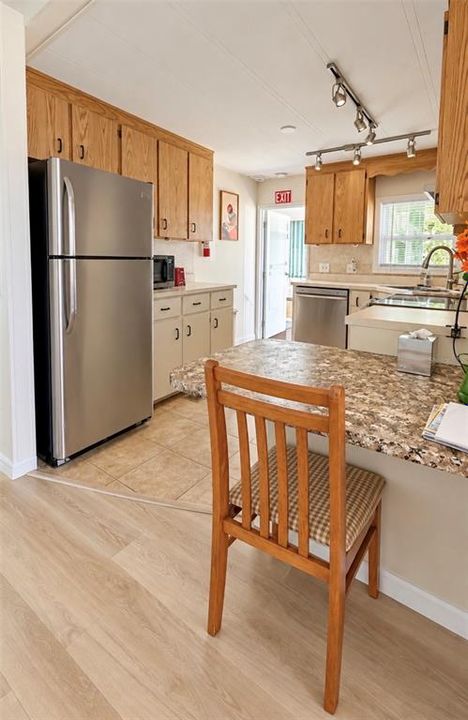 For Rent: $1,600 (2 beds, 2 baths, 1032 Square Feet)