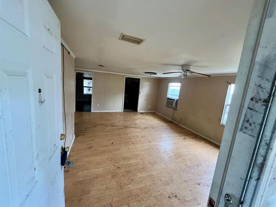 En Venta: $119,900 (2 camas, 1 baños, 768 Pies cuadrados)
