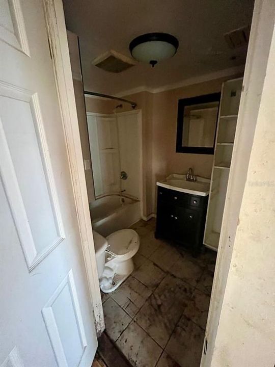 En Venta: $119,900 (2 camas, 1 baños, 768 Pies cuadrados)