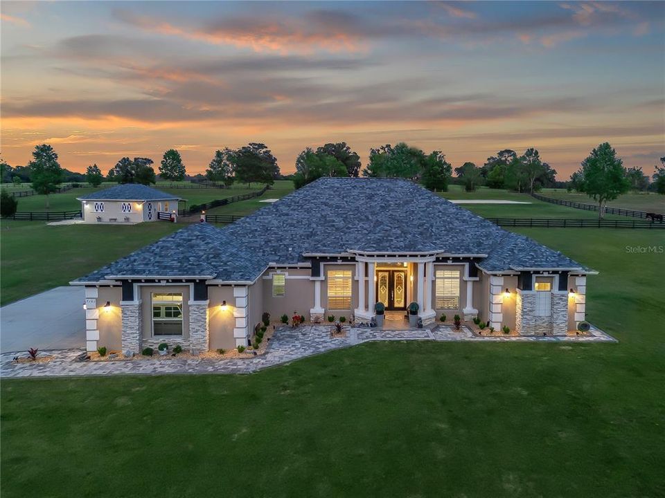 На продажу: $1,800,000 (4 спален, 3 ванн, 3641 Квадратных фут)