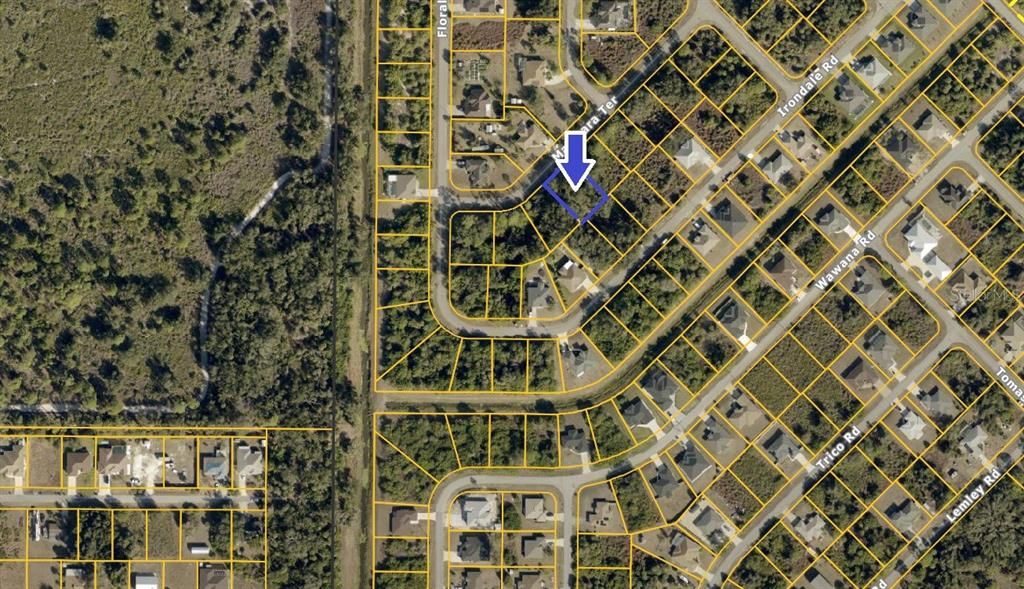 En Venta: $19,900 (0.24 acres)