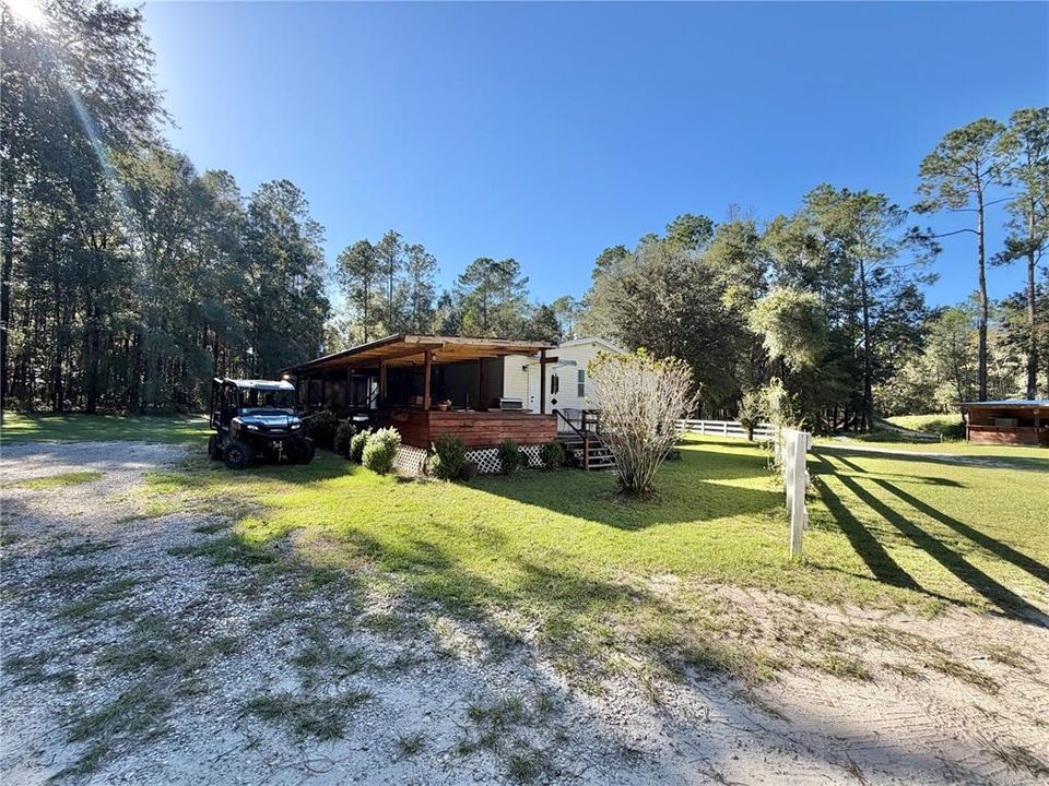 For Sale: $650,000 (3 beds, 2 baths, 1404 Square Feet)