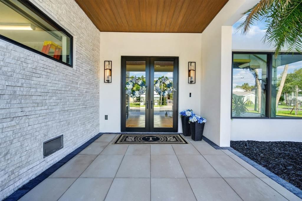 En Venta: $8,495,000 (4 camas, 5 baños, 6434 Pies cuadrados)